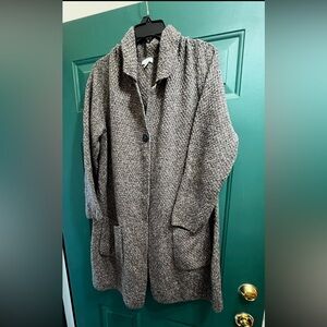 J.Jill long light brown/tan knit sweater w/white speckles.